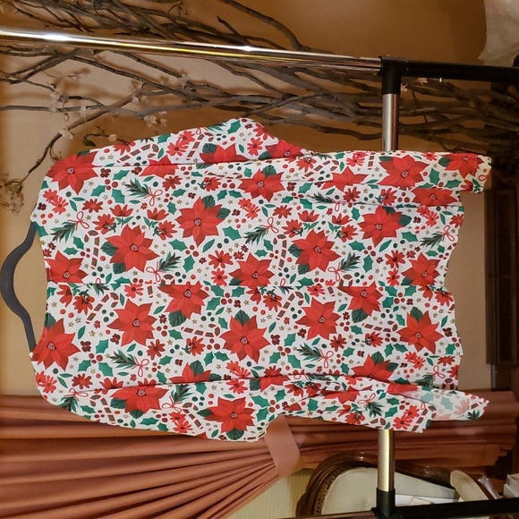 Poinsettia Print Loose Top. Little Party Dress Serena Flowers of Christmas Top. - Picture 7 of 10